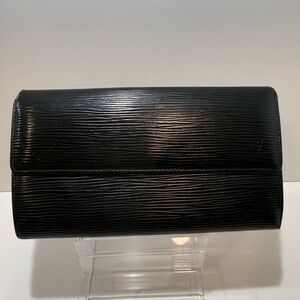 Louis Vuitton Black Epi Leather Sarah Wallet